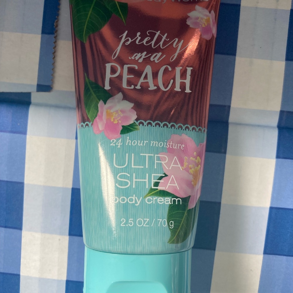 Travel Size Pretty as a Peach body cream